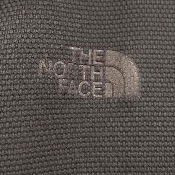 The North Face Gray Jacket Coat- Size Men's medium - Picture 4 of 7